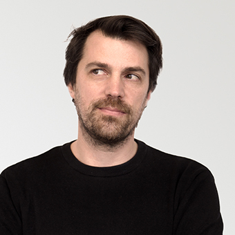 Alban Courtine, directeur artistique à bb&b, agence de communication et marketing industriel.